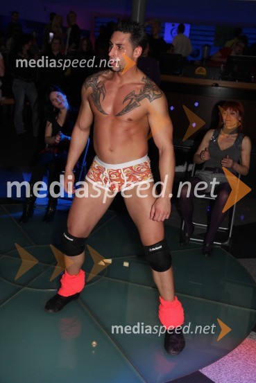 Mediaspeed Man Erotic Show Naked Aces