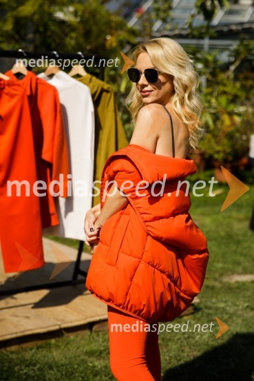  Jasna Vale, Instagram ikonaH&M kolekcija za jesen in zimo 2021: uporabna in napredna z metropolitansko ostrino