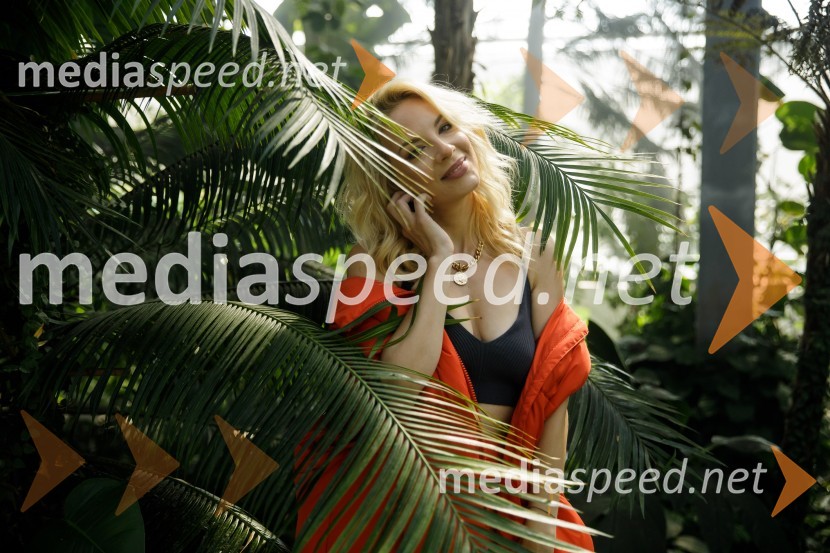  Jasna Vale, Instagram ikonaH&M kolekcija za jesen in zimo 2021: uporabna in napredna z metropolitansko ostrino