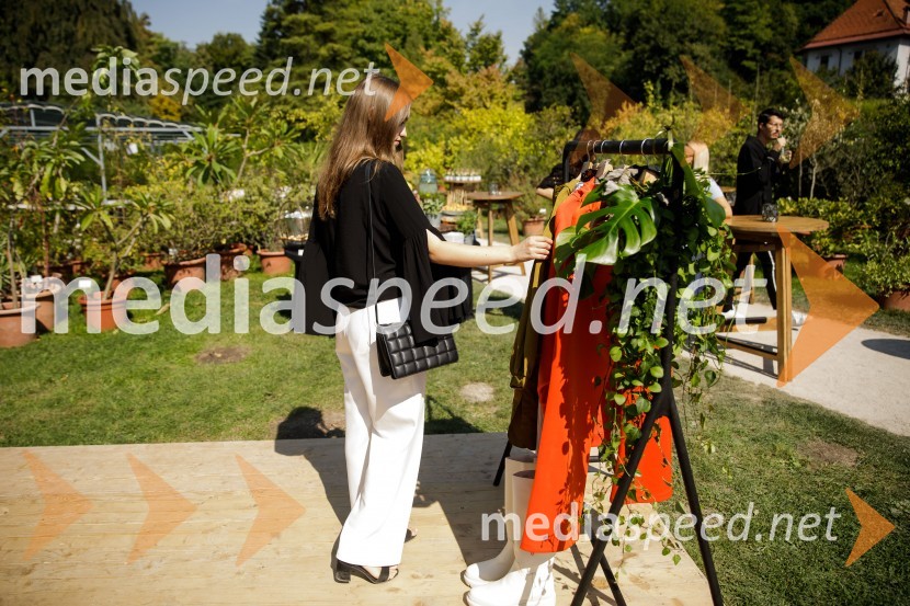  Neja  Krampl Mastnak, modna novinarka revije GraziaH&M kolekcija za jesen in zimo 2021: uporabna in napredna z metropolitansko ostrino