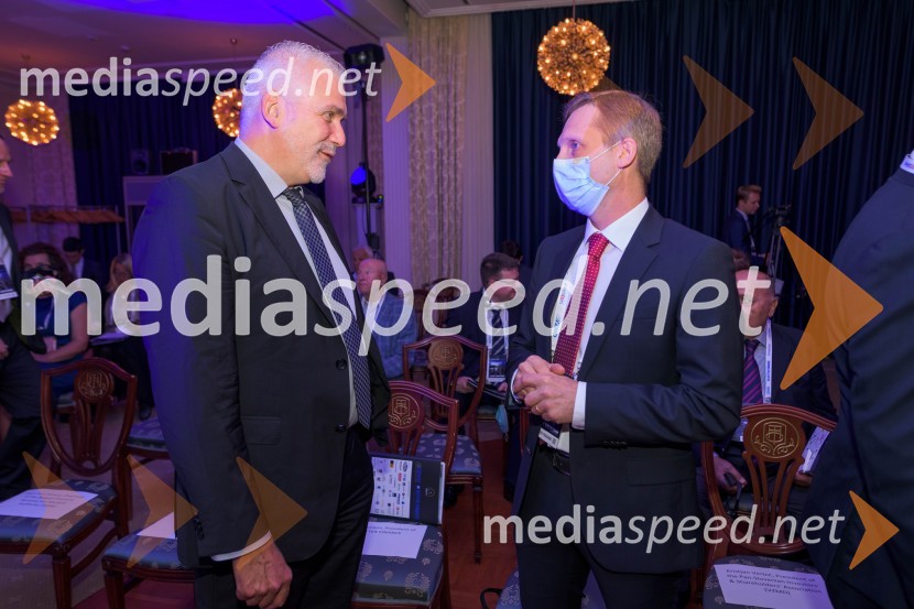 Mednarodna investitorska konferenca 2021