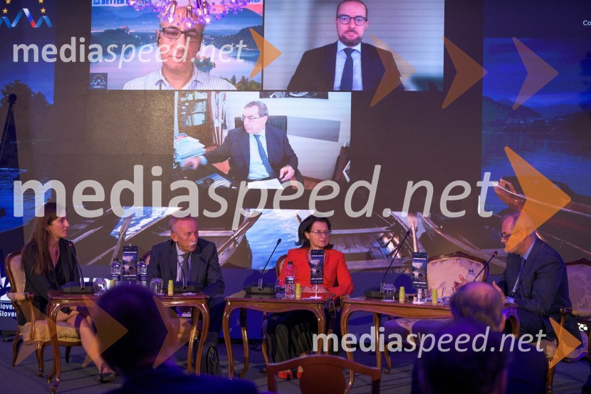 Mednarodna investitorska konferenca 2021