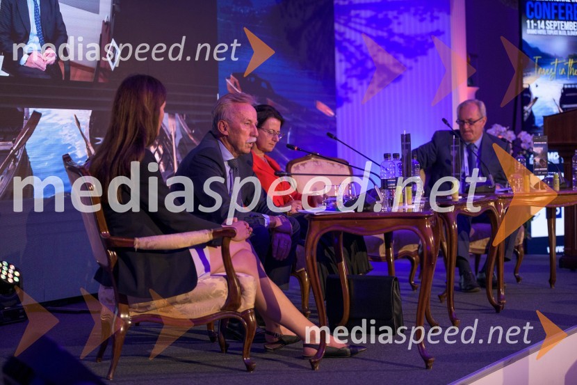 Mednarodna investitorska konferenca 2021