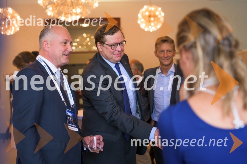 Mednarodna investitorska konferenca 2021