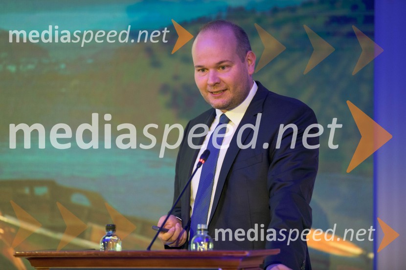 Mednarodna investitorska konferenca 2021