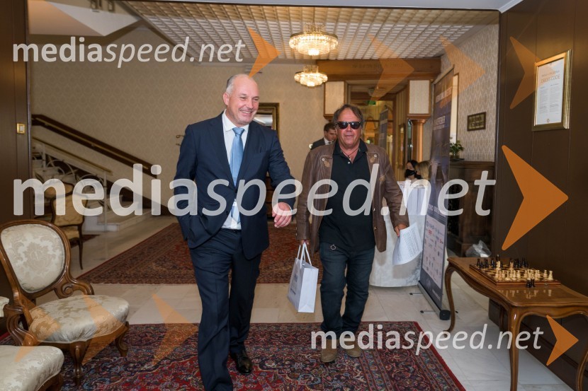 Mednarodna investitorska konferenca 2021