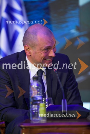 Mednarodna investitorska konferenca 2021