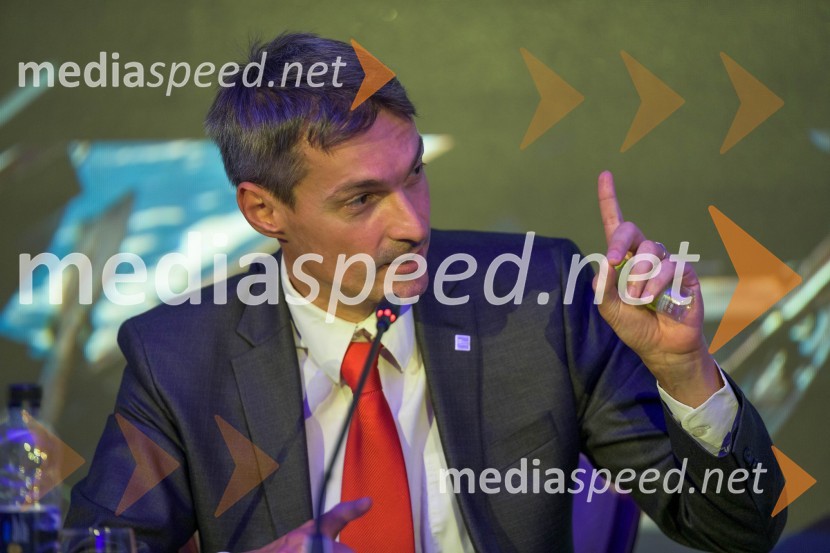 Mednarodna investitorska konferenca 2021