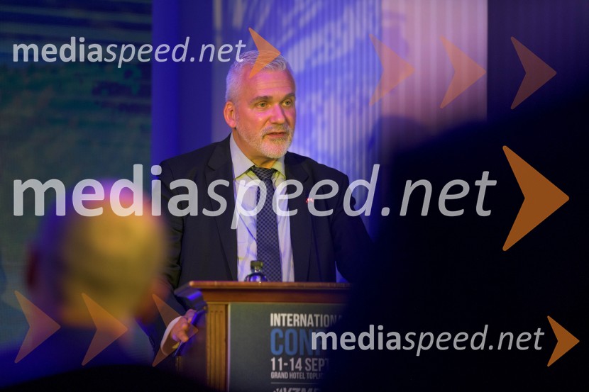 Mednarodna investitorska konferenca 2021