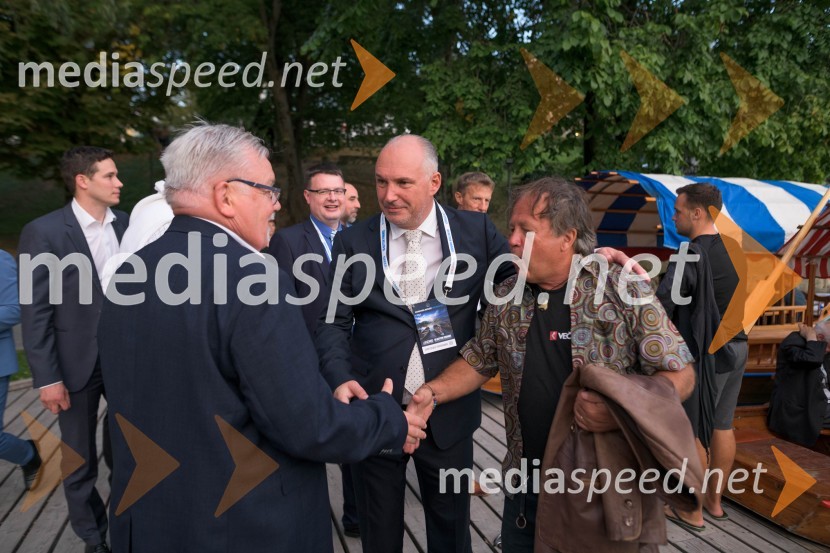 Mednarodna investitorska konferenca 2021