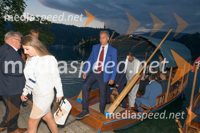 Mednarodna investitorska konferenca 2021