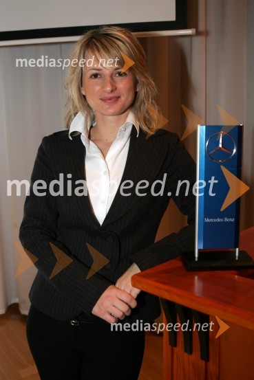 Metka Pevec Kejžar, vodja službe za odnose z javnostmi, AC Intercar, d.o.o LjubljanaAC-Intercar d.o.o. uprava