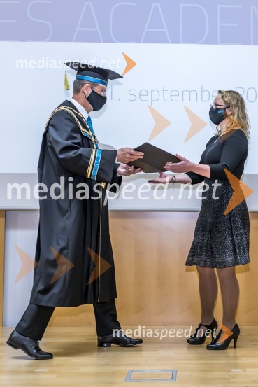 prof. dr. Zdravko Kačič, rektor Univerze v Mariboru;  Živa Ledinek, prodekanja za študentska vprašanja, Mediciska fakulteta, Univerza v MariboruSlovesnost ob Dnevu univerze Maribor