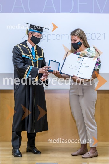 prof. dr. Zdravko Kačič, rektor Univerze v Mariboru;  Metka Lobnik, judoistka, najbolj perspektivna športnica Maribora v letu 2018Slovesnost ob Dnevu univerze Maribor
