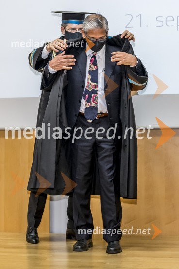 prof. dr. Zdravko Kačič, rektor Univerze v Mariboru;  Rafiqul  Gani, častni doktor, Fakulteta za kemijo in kemijsko tehnologijo UMSlovesnost ob Dnevu univerze Maribor