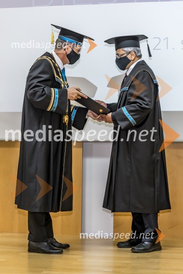 prof. dr. Zdravko Kačič, rektor Univerze v Mariboru;  Rafiqul  Gani, častni doktor, Fakulteta za kemijo in kemijsko tehnologijo UMSlovesnost ob Dnevu univerze Maribor