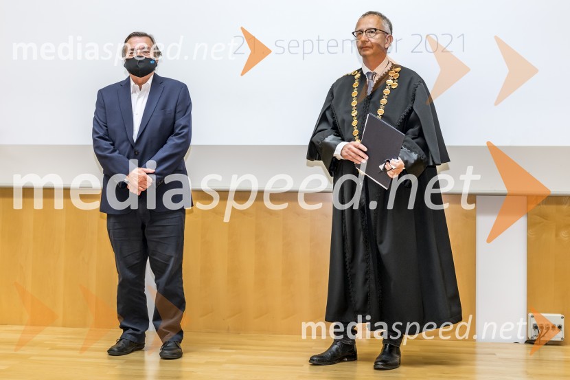  Drago Jančar, pisatelj, častni doktor, Filozofska fakulteta UM;  dr. Darko Friš, dekan Filozofska fakulteta UMSlovesnost ob Dnevu univerze Maribor