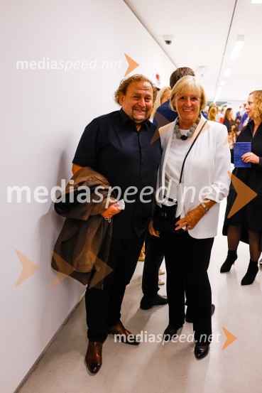  Darko  Brlek, direktor in umetniški vodja, Festival Ljubljana;  ... Otvoritev prenovljene Cukrarne