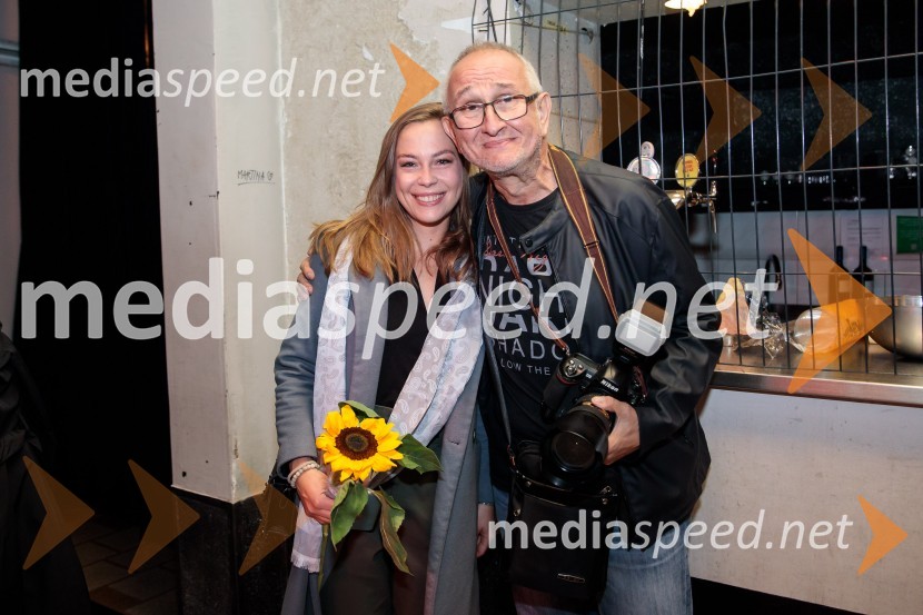  Lea Cok, igralka;  Vito Tofaj, fotografNorišnica d.o.o., premiera Slovenskega mladinskega gledališča Ljubljana