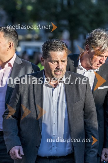  Rok Moljk, član uprave, Zavarovalnica Sava, d.d.Operna noč na Glavnem trgu Maribor