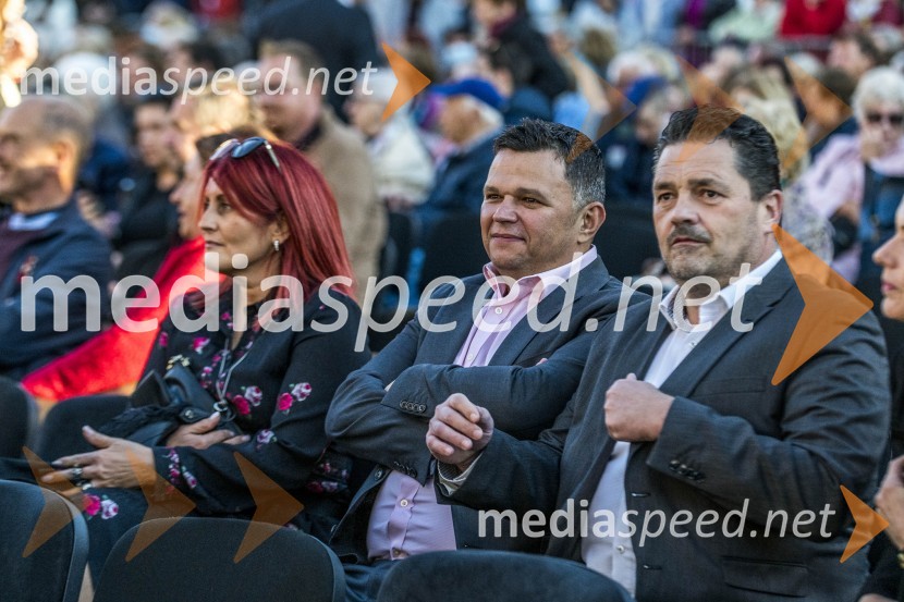  Rok Moljk, član uprave, Zavarovalnica Sava, d.d.Operna noč na Glavnem trgu Maribor