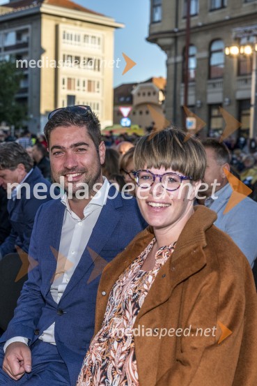  Mitja Špes, Factumevent;  Alenka Špes, upraviteljica ključnih poslov v podjetju A1Operna noč na Glavnem trgu Maribor