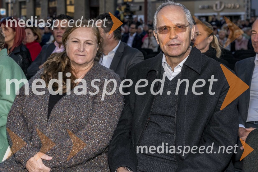  Ana Sovič; mag. Boris Sovič, predsednik uprave Elektro Maribor, nekdanji župan Maribora Operna noč na Glavnem trgu Maribor