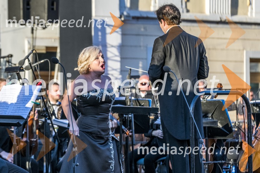  Petya Ivanova, operna solistkaOperna noč na Glavnem trgu Maribor