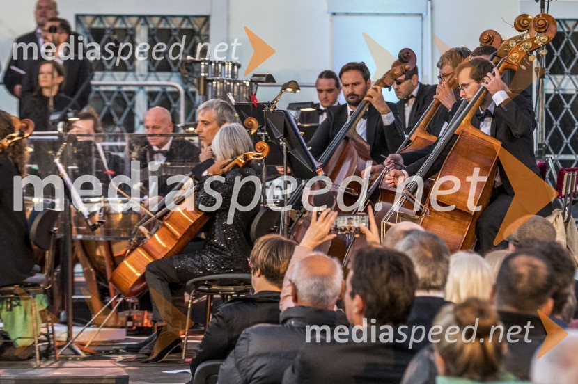 Operna noč na Glavnem trgu Maribor