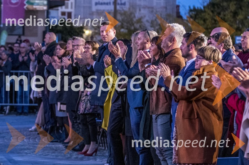 Operna noč na Glavnem trgu Maribor