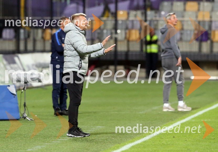  Radovan Karanović, začasni strateg NK MariborMaribor - Celje, nogometna tekma
