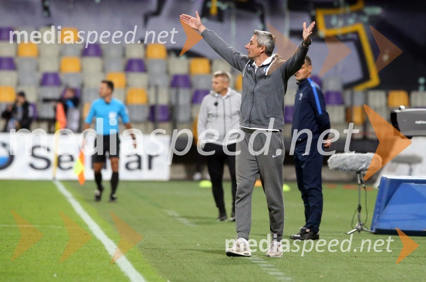  Agron Šalja, nogometni trenerMaribor - Celje, nogometna tekma