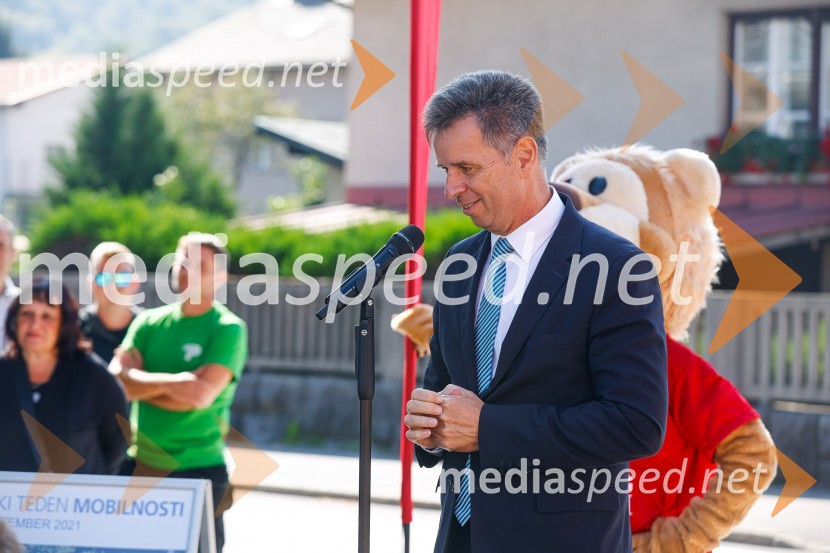  Dejan Crnek, podžupan, Mestna občina Ljubljana, Lista Zorana Jankovića, predsednik športnega društva Narodni dom3D zebra odslej tudi v Ljubljani