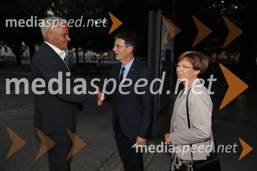  Aleksander Saša Arsenovič, župan, Mestna občina Maribor; prof. dr. Zdravko Kačič, rektor Univerze v Mariboru;  ... To noč sem jo videl, premiera drame, SNG Maribor