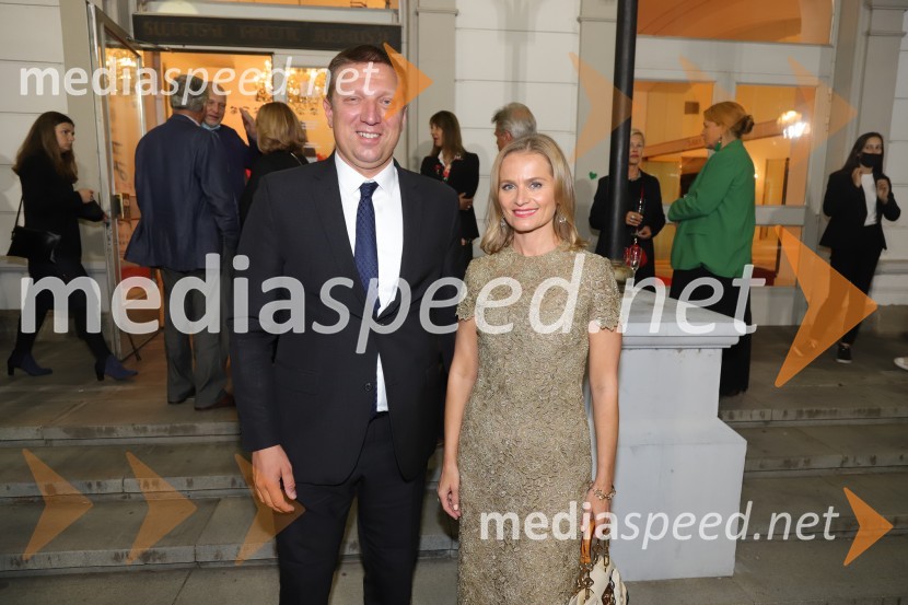 mag. Andrej Rajh, poslanec DZ;  Katarina Kresal, pravnica in političarka, nekdanja ministrica za notranje zadeveTo noč sem jo videl, premiera drame, SNG Maribor