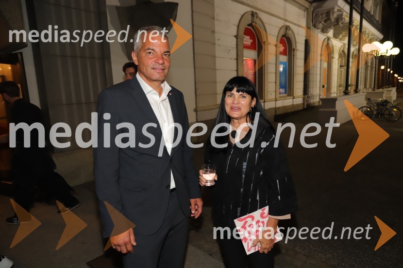  Aleksander Saša Arsenovič, župan, Mestna občina Maribor; mag.  Helena  Cvikl, predavateljica na Fakulteti za turistične študijeTo noč sem jo videl, premiera drame, SNG Maribor