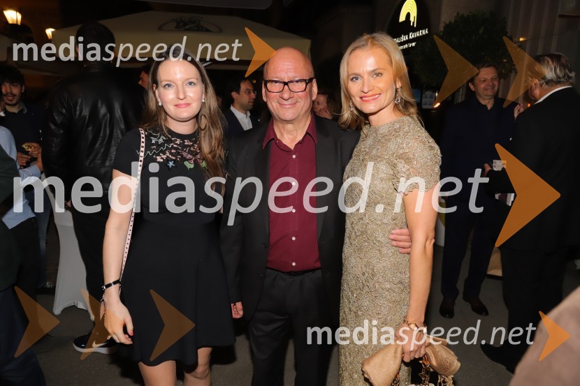  ... ;  ... ;  Katarina Kresal, pravnica in političarka, nekdanja ministrica za notranje zadeveTo noč sem jo videl, premiera drame, SNG Maribor