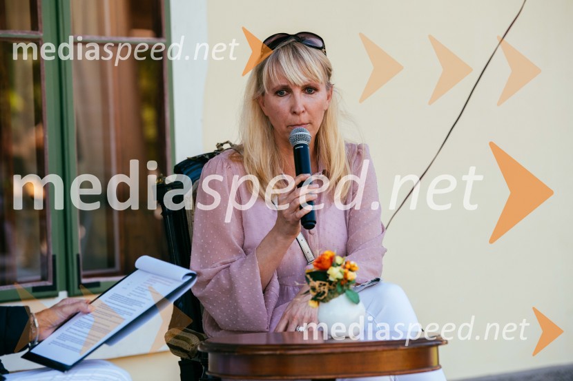  Britta BilačPoklon slovenskim olimpijkam na Ruski Dači