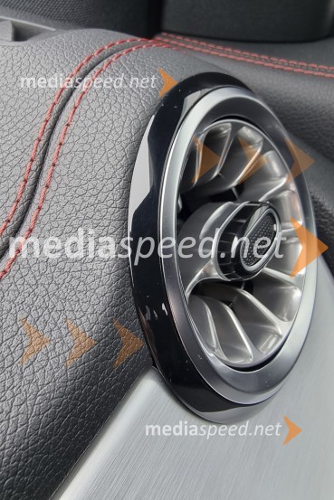 Mercedes EQA, slovenska predstavitev