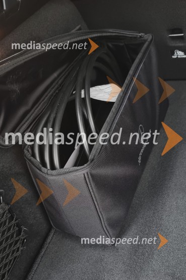 Mercedes EQA, slovenska predstavitev