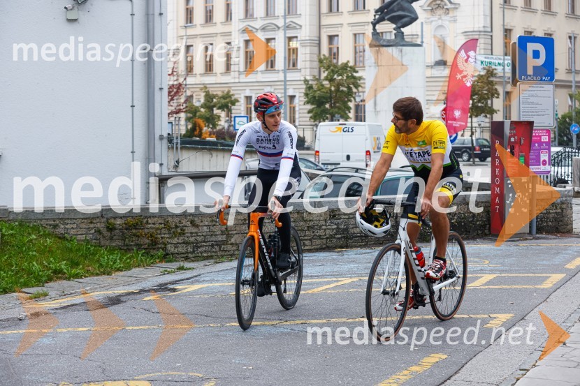  Matej Mohorič, cestni kolesar, ambasador L'Etape;  Matjaž Rakovec, župan Mestne občine KranjV Kranju predstavili L'Étape Slovenia by Tour de France