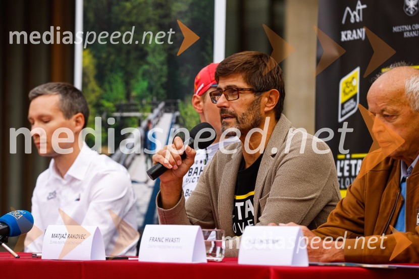  Matjaž Rakovec, župan Mestne občine Kranj;  Franc Hvasti, nekdanji kolesar, trener in selektorV Kranju predstavili L'Étape Slovenia by Tour de France