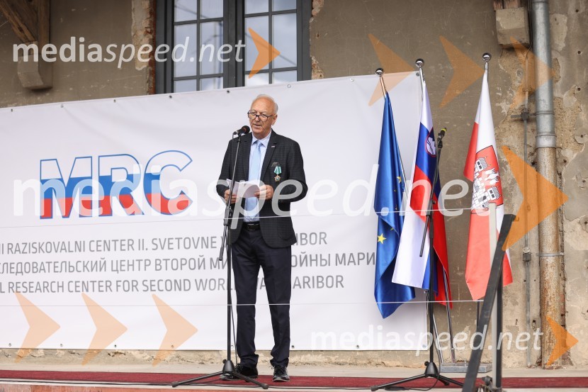  Janez  Ujčič, direktor Mednarodnega raziskovalnega centra druge svetovne vojneOdprtje muzeja Stalag XVIII-D, Maribor