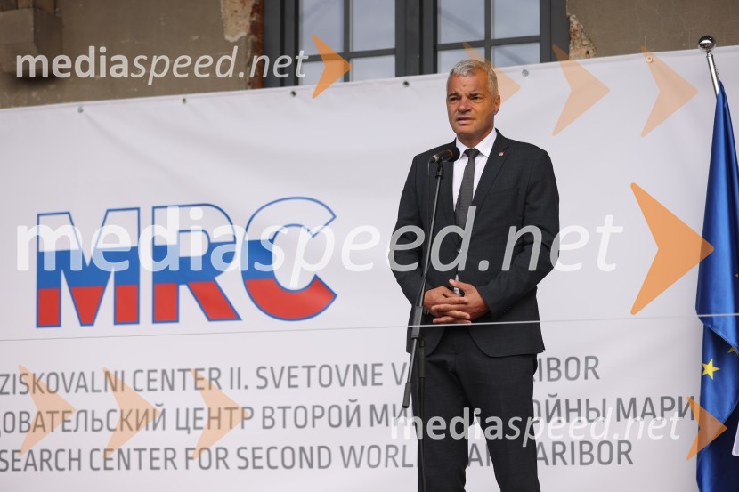  Saša Arsenovič, župan občine Maribor, podjetnikOdprtje muzeja Stalag XVIII-D, Maribor