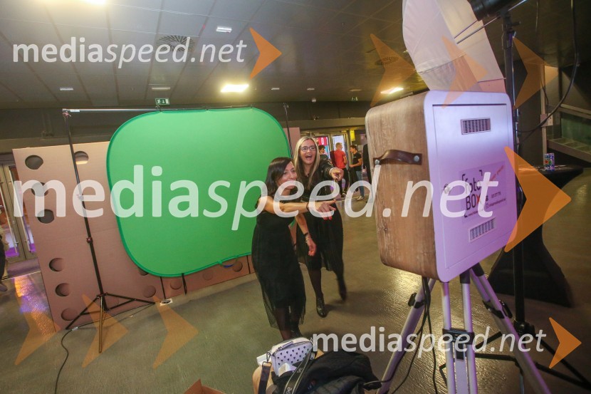 Ni čas za smrt, premiera filma v Mariboxu