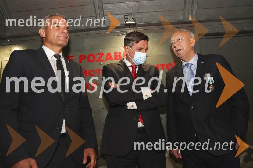  Saša Arsenovič, župan občine Maribor, podjetnik;  Borut Pahor, predsednik Republike Slovenije;  Janez  Ujčič, direktor Mednarodnega raziskovalnega centra druge svetovne vojneOdprtje muzeja Stalag XVIII-D, Maribor