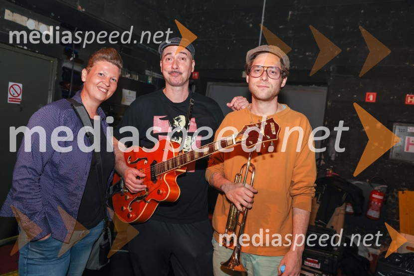 ManoucheFrišno / Fresh – 1. Dan nove slovenske glasbe