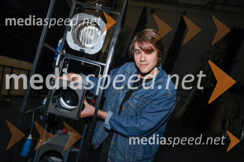  Bojan Cvjetićanin, Joker OutFrišno / Fresh – 1. Dan nove slovenske glasbe