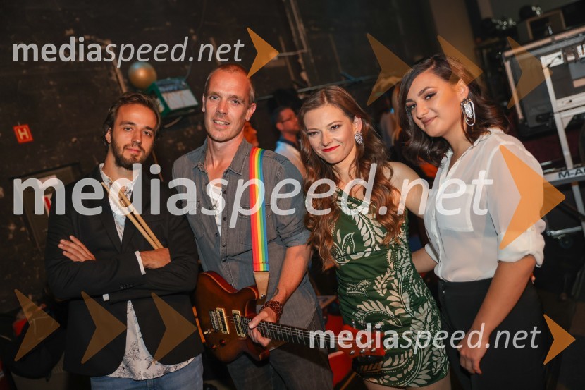  Žiga  Smrdel;  Mate Brodar - Bro, glasbenik;  Karin Zemljič, pevka;  Saša Matajič, Saška - pevkaFrišno / Fresh – 1. Dan nove slovenske glasbe