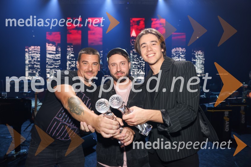  Matej Kosmačin, Alo!Stari;  Tine Matjašič, Alo!Stari;  Bojan Cvjetićanin, Joker OutFrišno / Fresh – 1. Dan nove slovenske glasbe